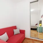 شقة 16 -